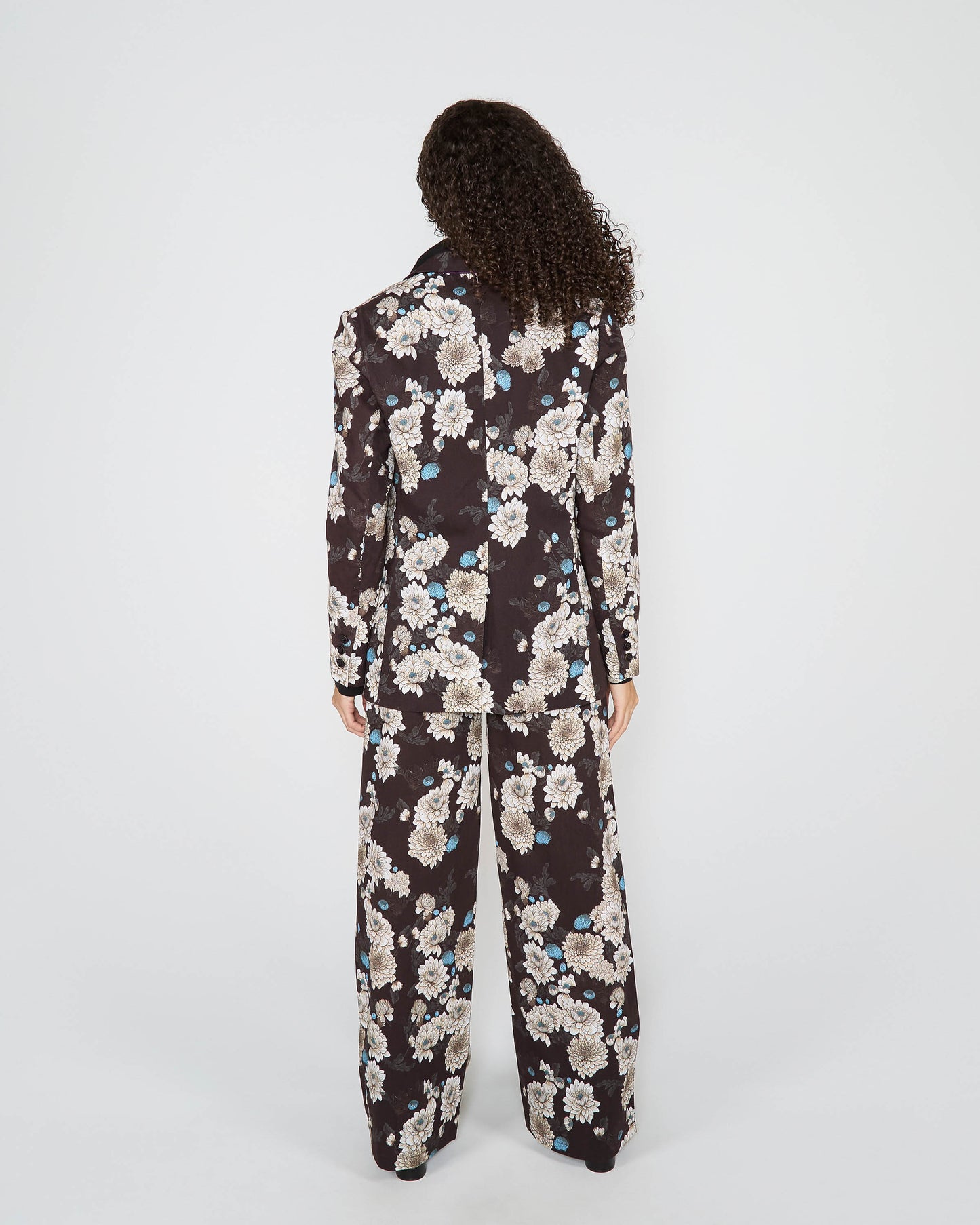 JANE SERIOUS FLORAL TAILORED BLAZER - BLACK