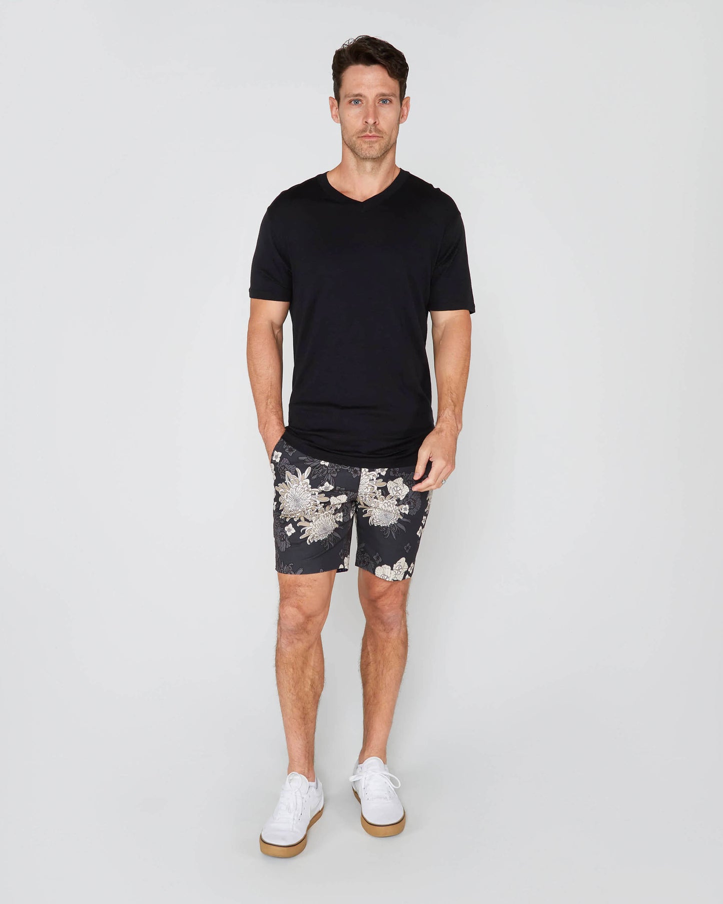 EDWARD MUMMS DREAM SHORT - BLACK