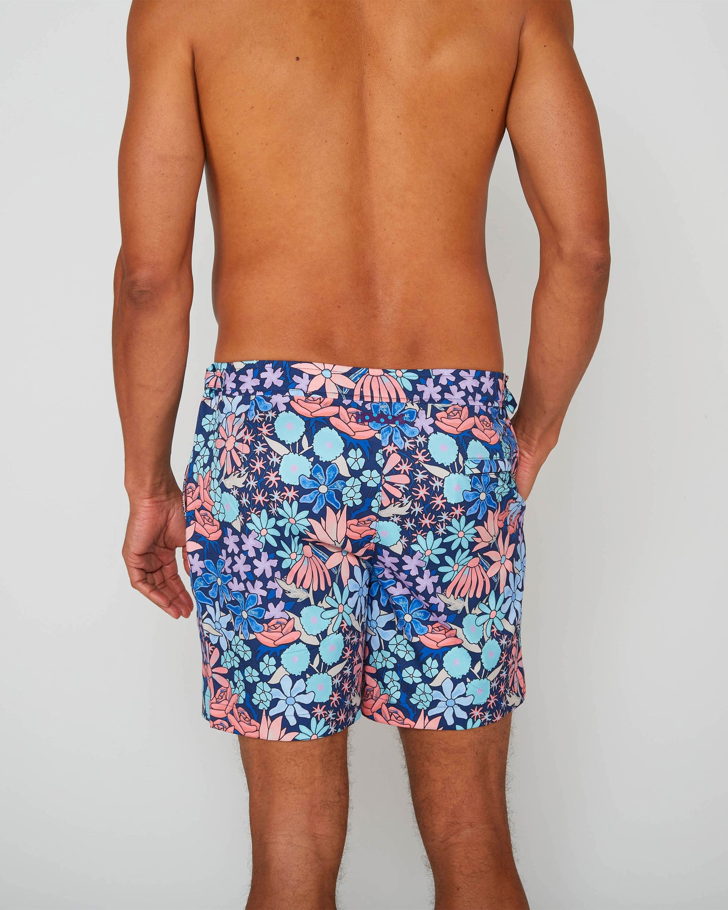 POOL ROUGH FLORAL SWIM SHORT - NAVY