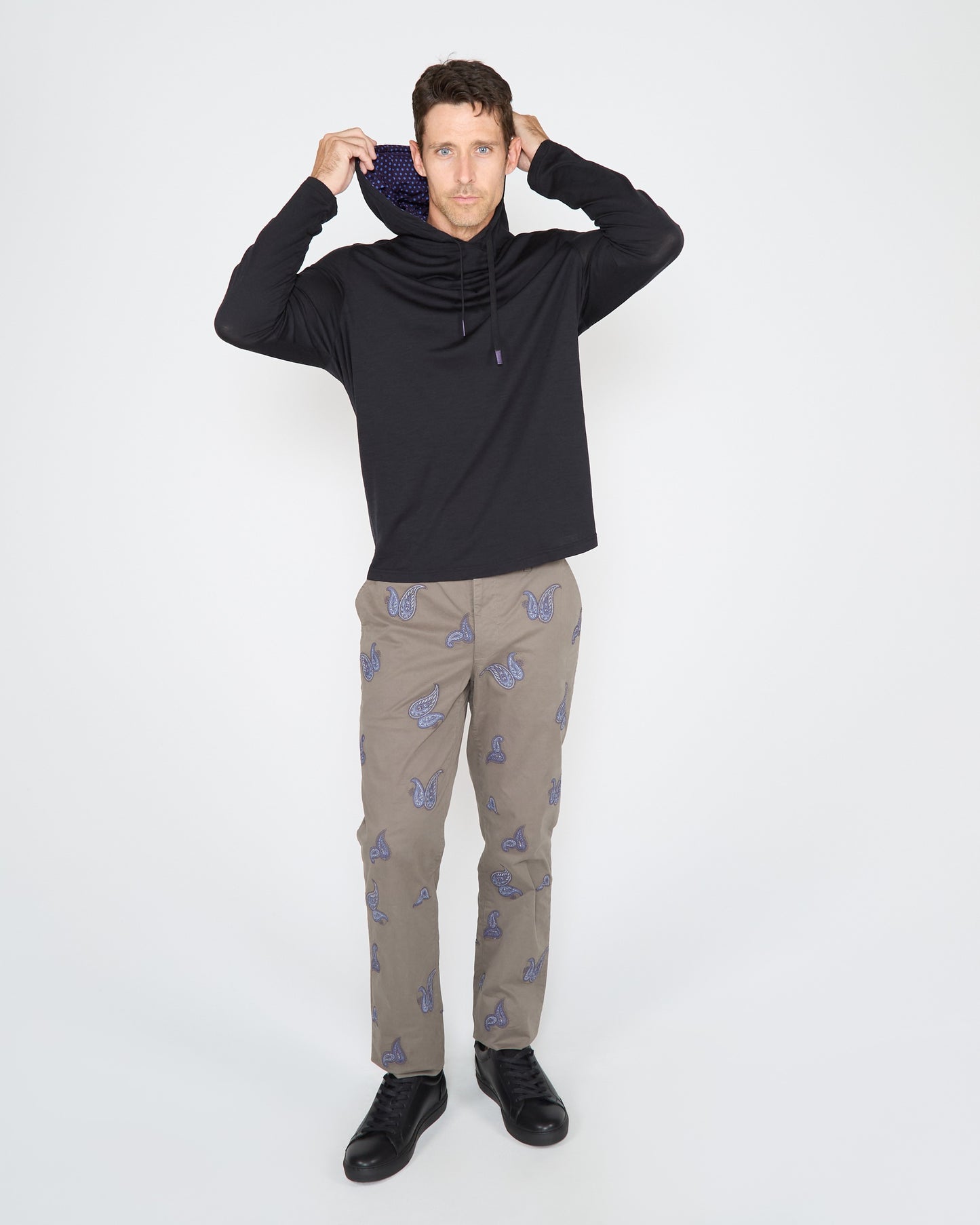 HUGO HOODIE IN BLACK