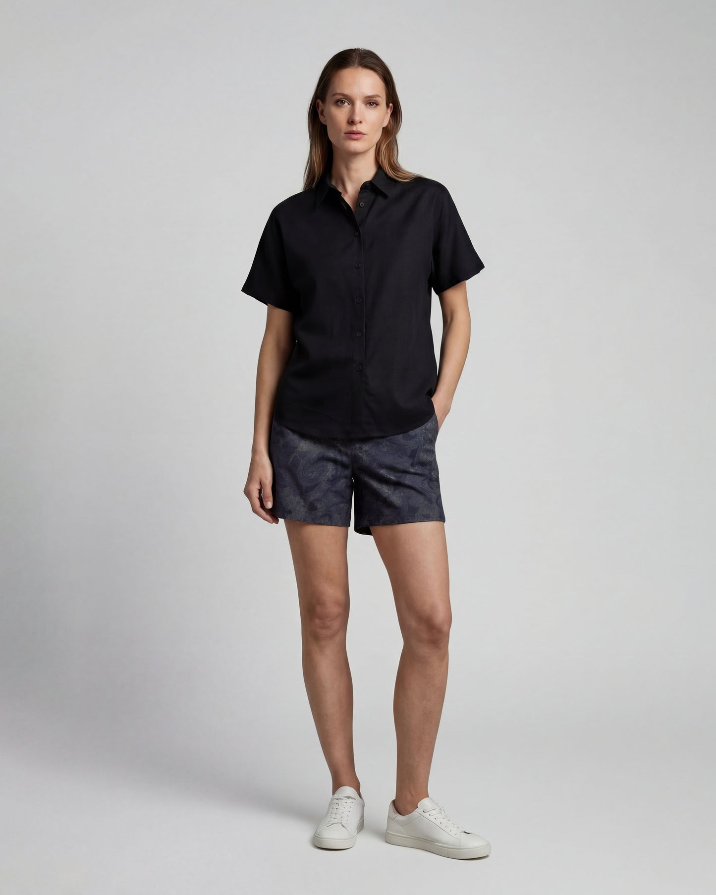 FREDA PAISLEY EXPLOSION BLACK WOMENS TAILORED SHORT