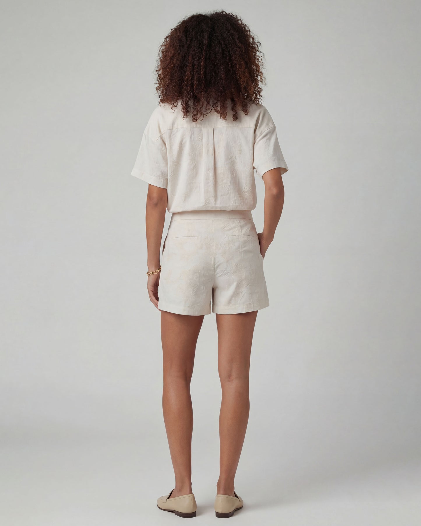 FREDA PAISLEY EXPLOSION IVORY WOMENS TAILORED SHORT