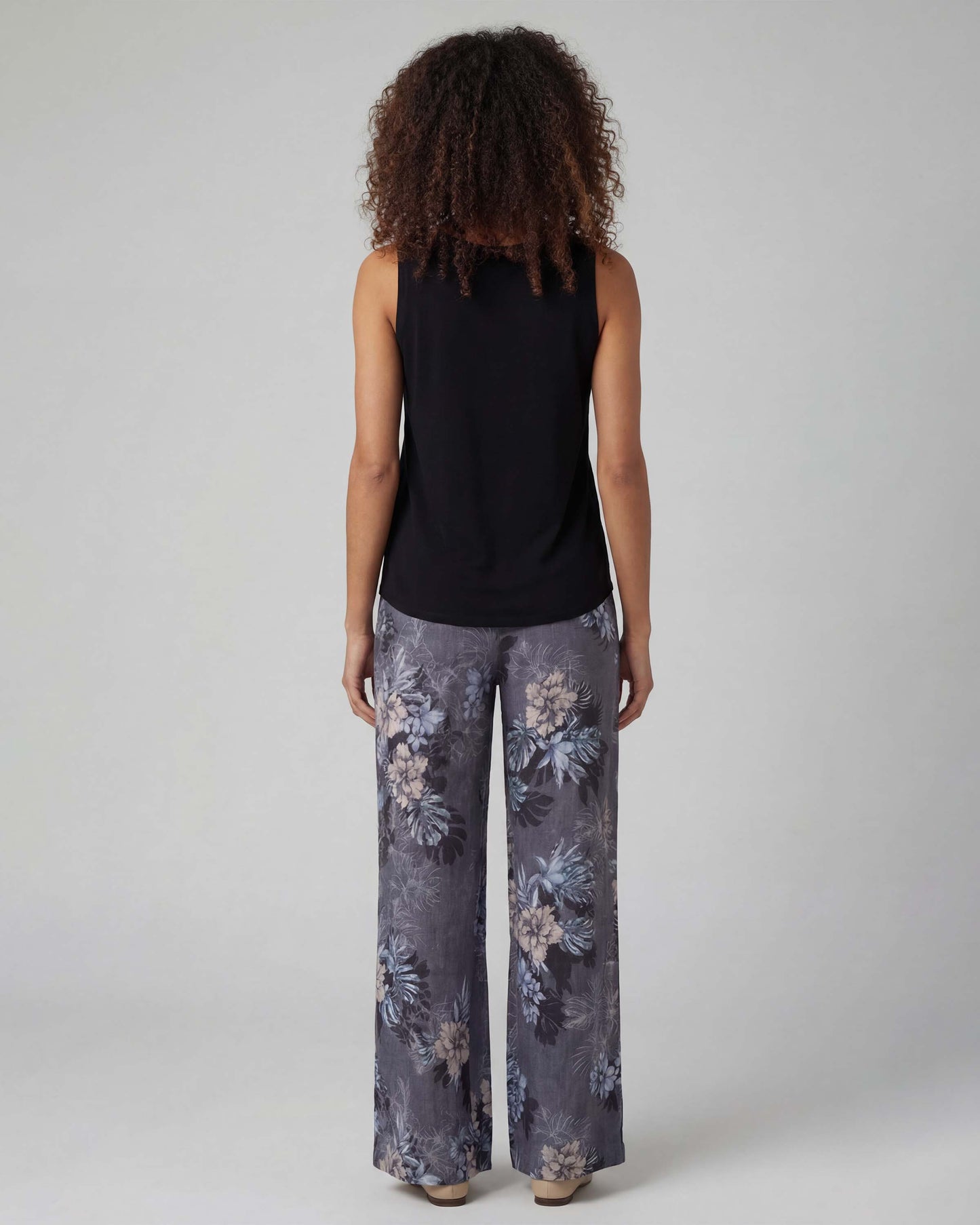 LILLIAN EXOTIC FLORAL BLACK WOMENS WIDE-LEG LINEN PANT