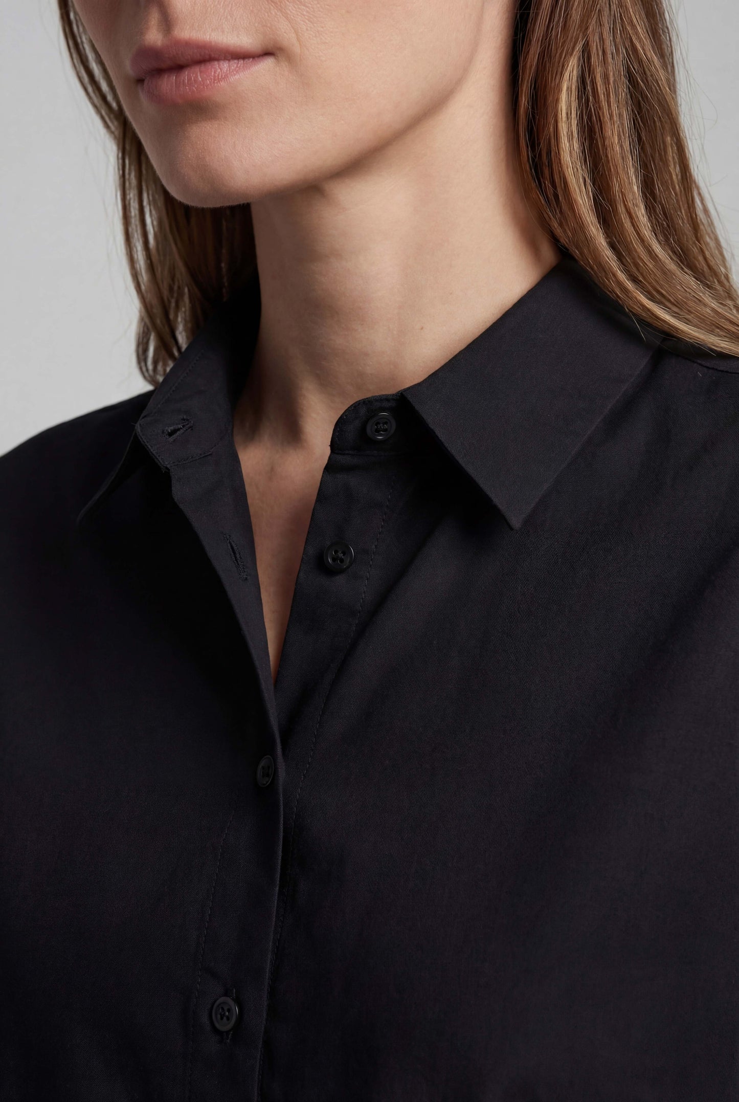 LARA BLACK WOMENS RELAXED LINEN SHIRT