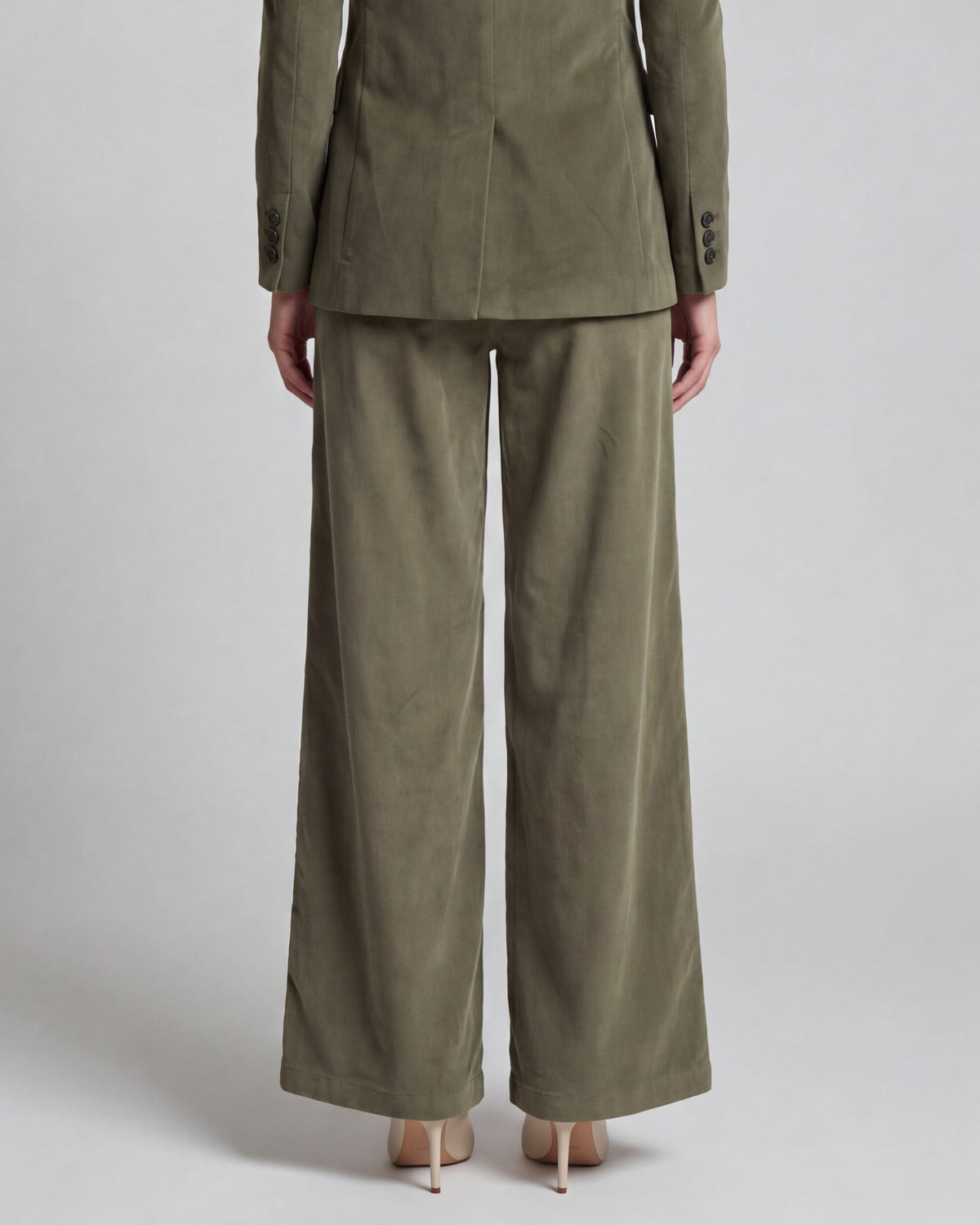 POPPY SAGE WOMEN'S VELVET HIGH-RISE PANT
