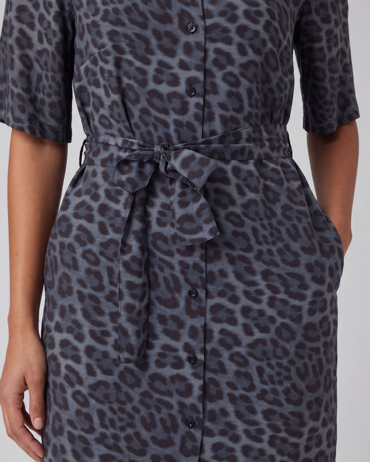 SERENA LEOPARD SMOKE WOMEN'S STRETCH SILK SHIRT DRESS