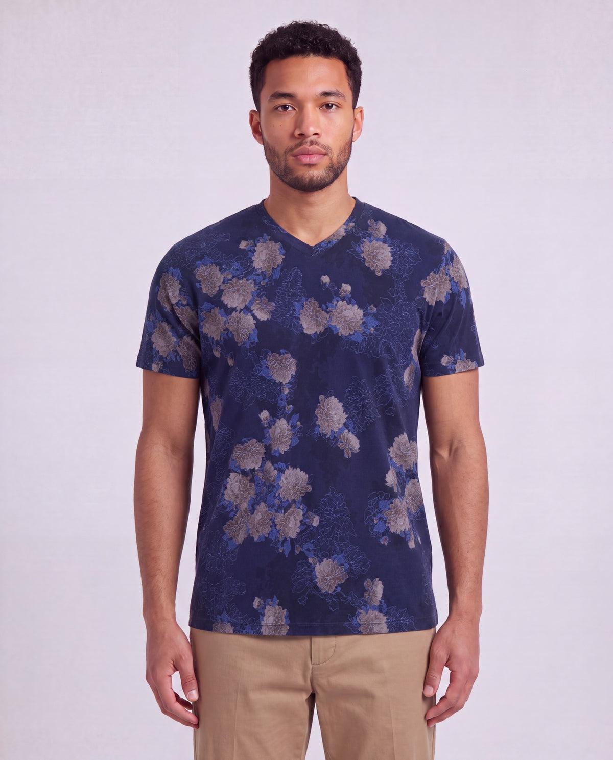 MAZE LANS FLORAL NAVY MEN'S STRETCH COTTON V-NECK TEE