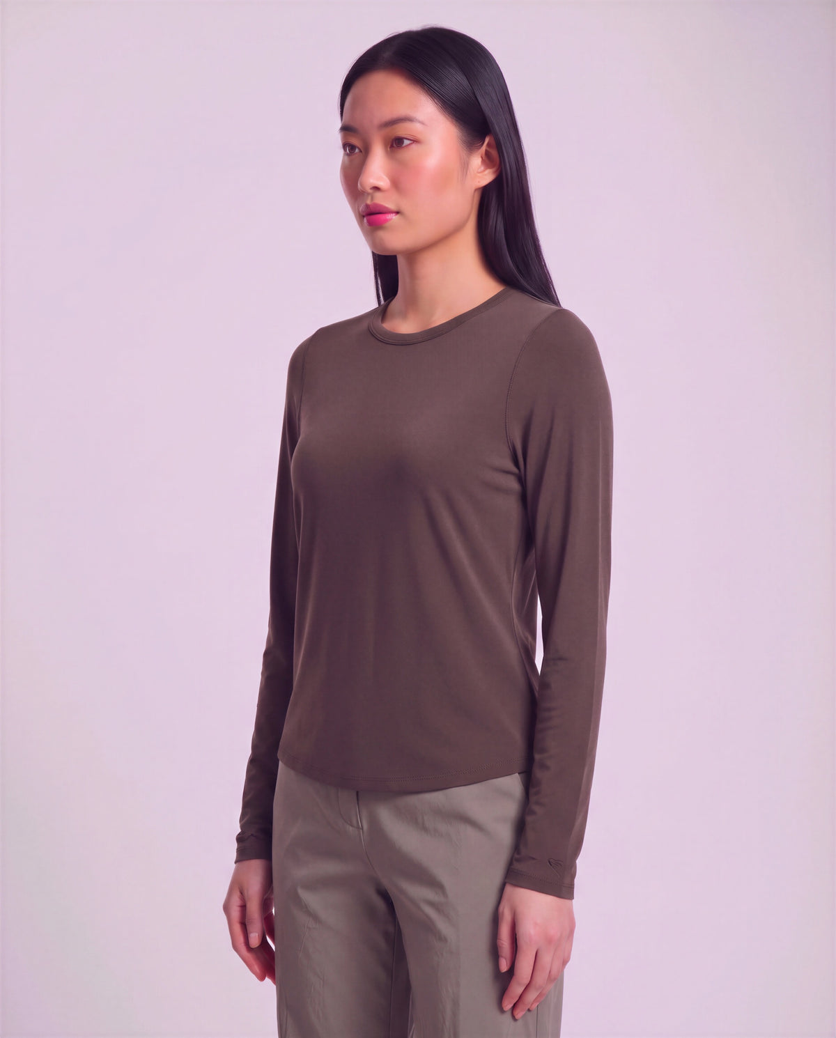 BEATRICE BROWNIE WOMEN'S LYOCELL STRETCH CREW-NECK TOP