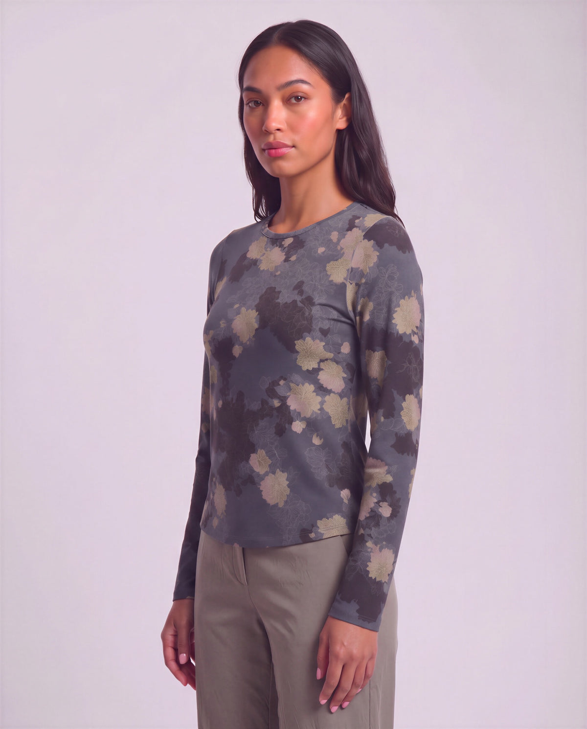 BEATRICE LANS FLORAL BLACK WOMEN'S LYOCELL STRETCH CREW-NECK TOP