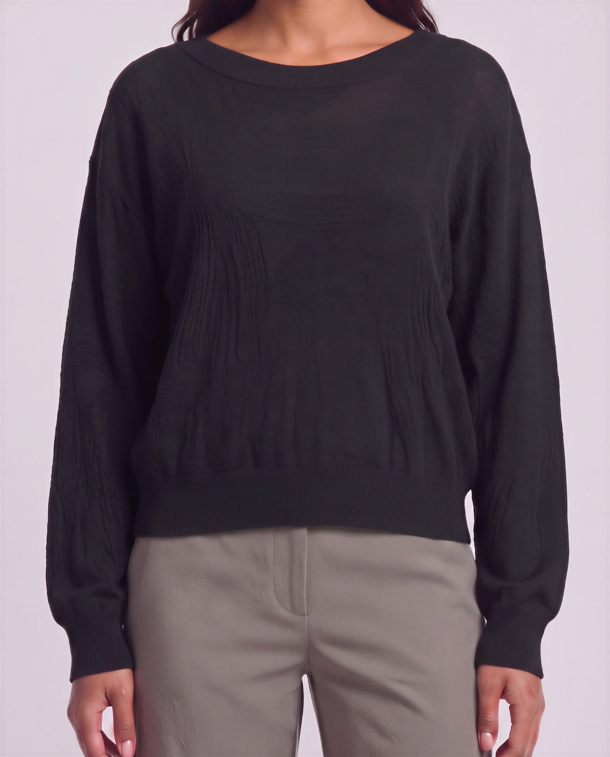 CRISSY BLACK WOMEN'S CROPPED MERINO SWEATER
