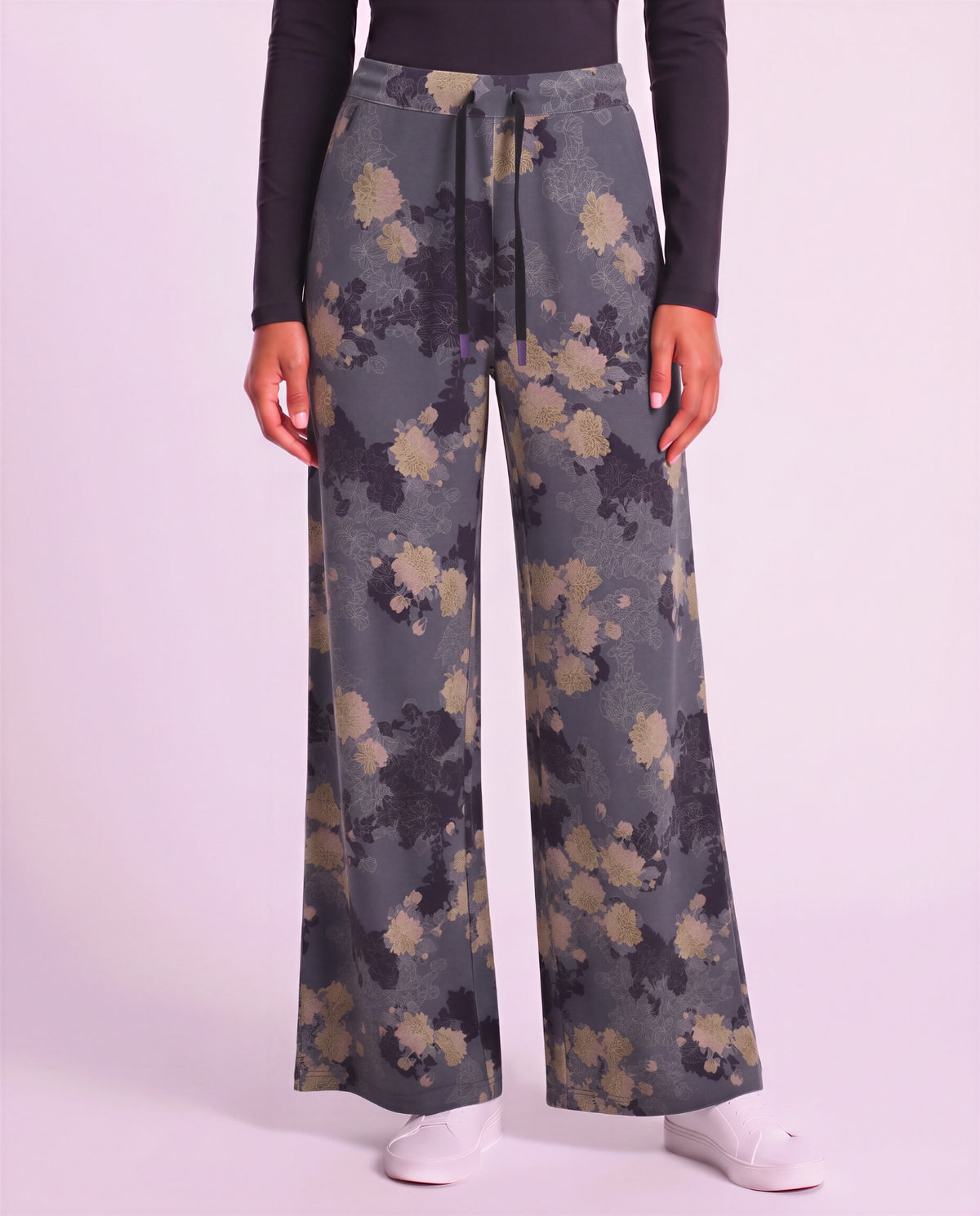 SANCHEZ LANS FLORAL BLACK WOMEN'S STRETCH KNIT DRAWSTRING PANT