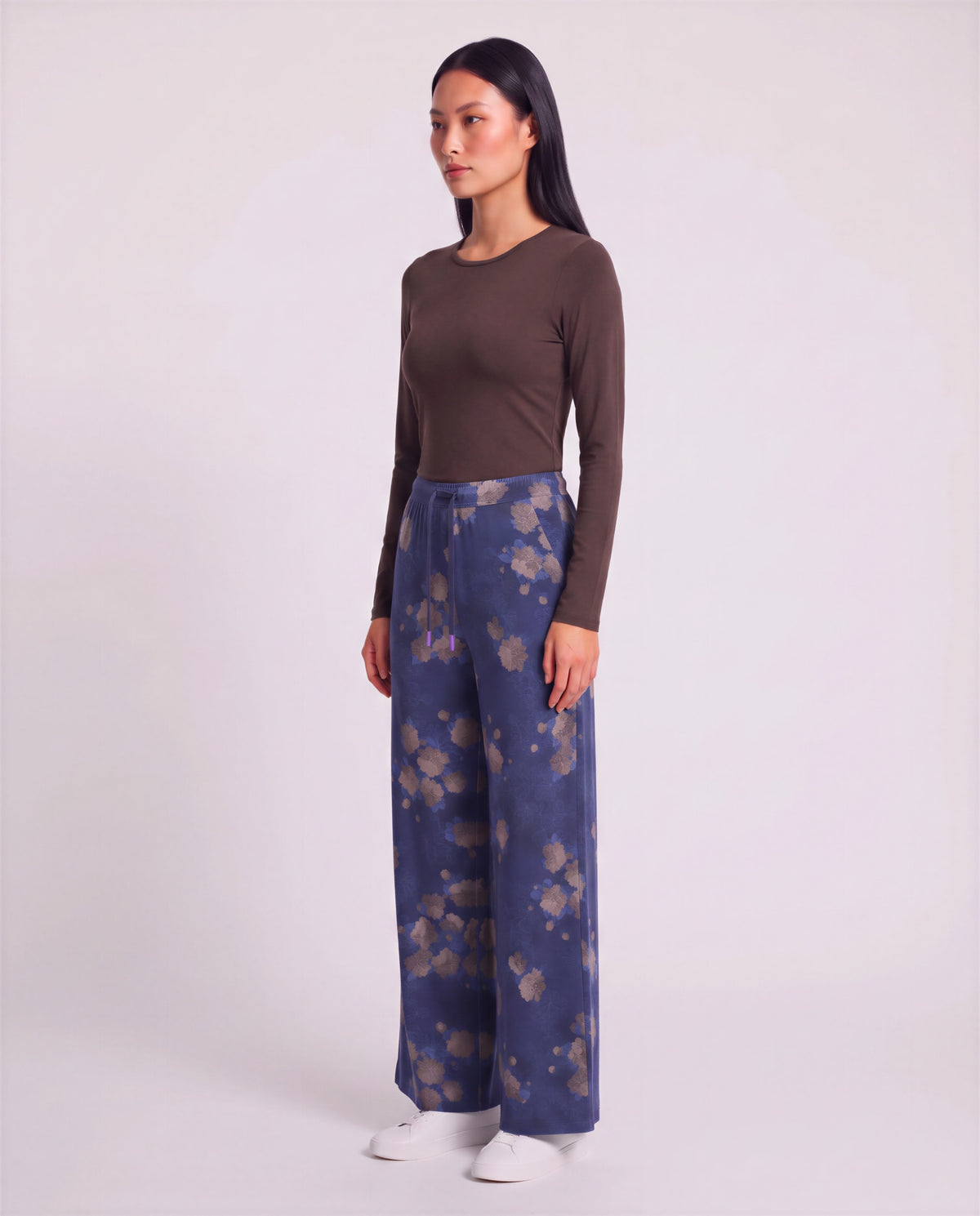 SANCHEZ LANS FLORAL NAVY WOMEN'S STRETCH KNIT DRAWSTRING PANT