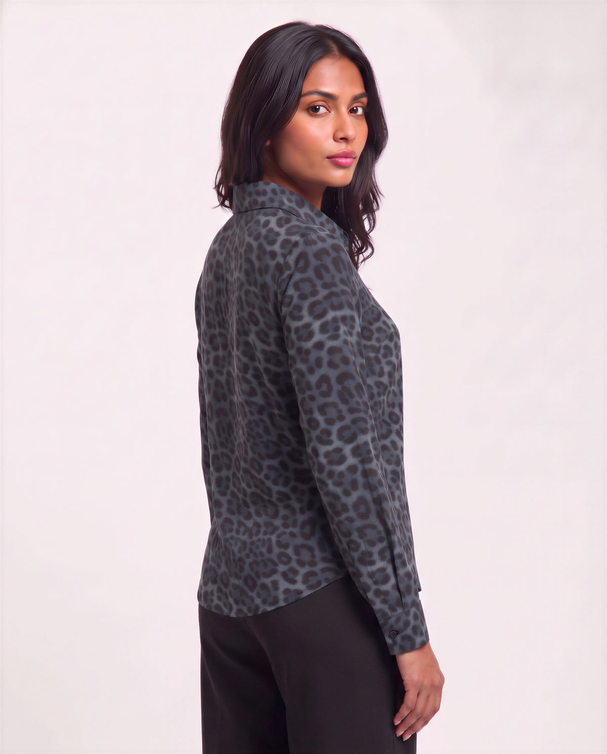 SUTTON LEOPARD SMOKE WOMEN'S STRETCH SILK LONG-SLEEVE SHIRT