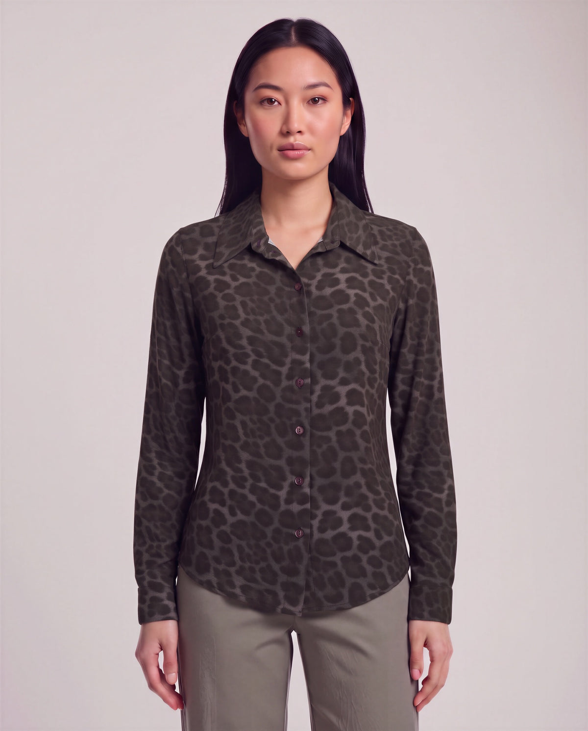 SUTTON LEOPARD BROWNIE WOMEN'S STRETCH SILK LONG-SLEEVE SHIRT