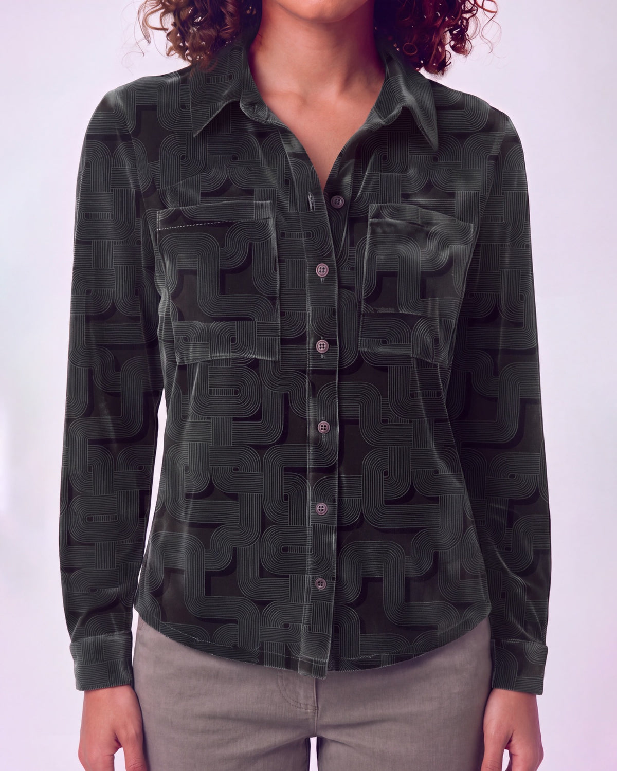 SYLVIA BLONS GEO BLACK WOMEN'S VELVET LONG-SLEEVE SHIRT