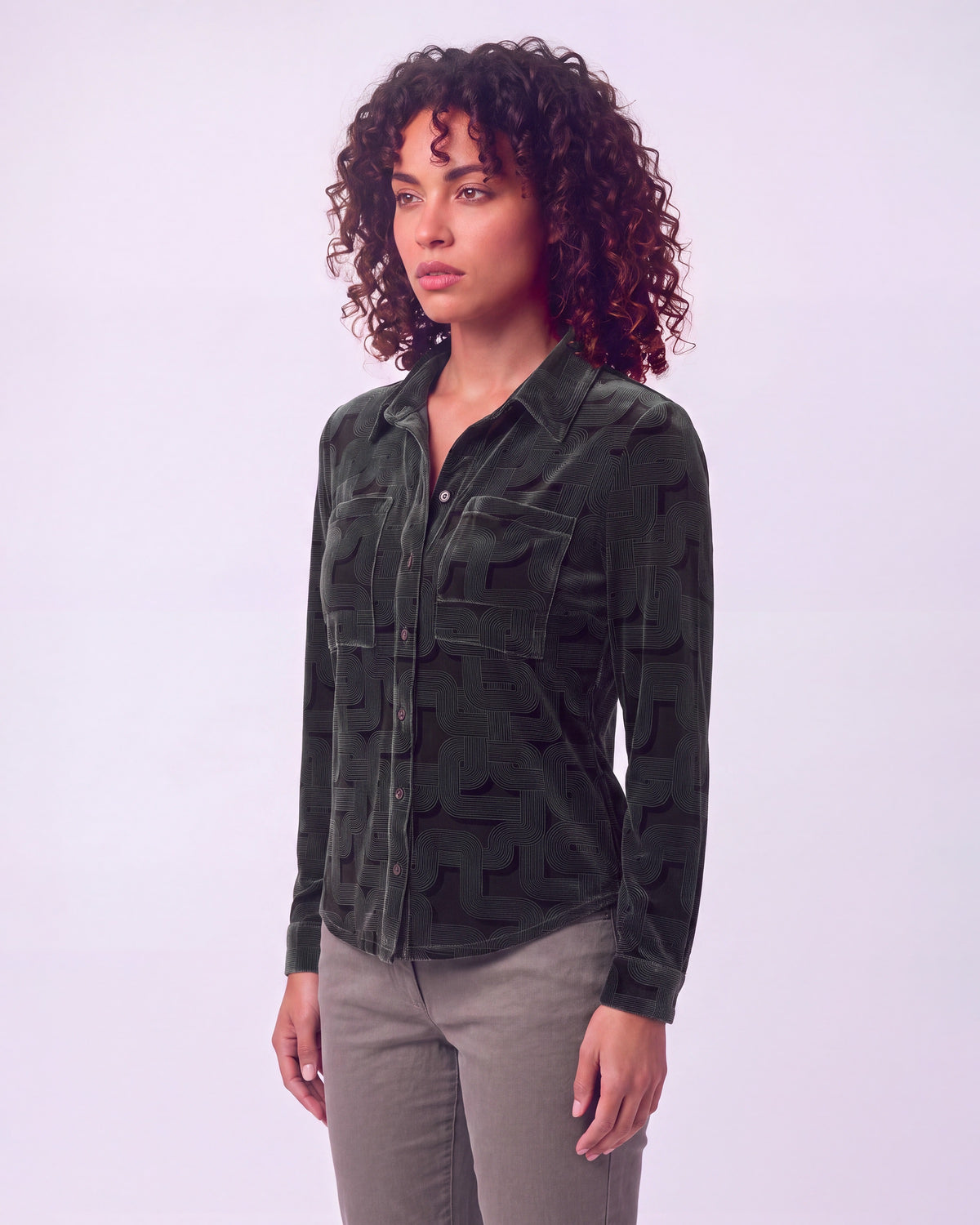 SYLVIA BLONS GEO BLACK WOMEN'S VELVET LONG-SLEEVE SHIRT