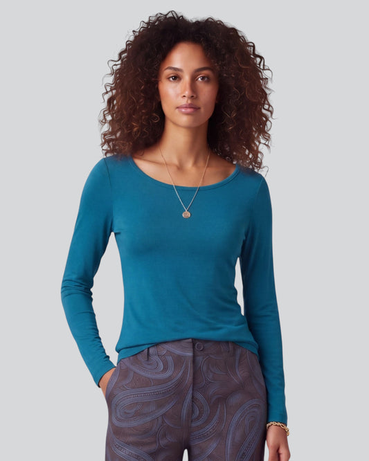 CARLY LEGION WOMEN'S MERINO LONG-SLEEVE CREW-NECK TOP